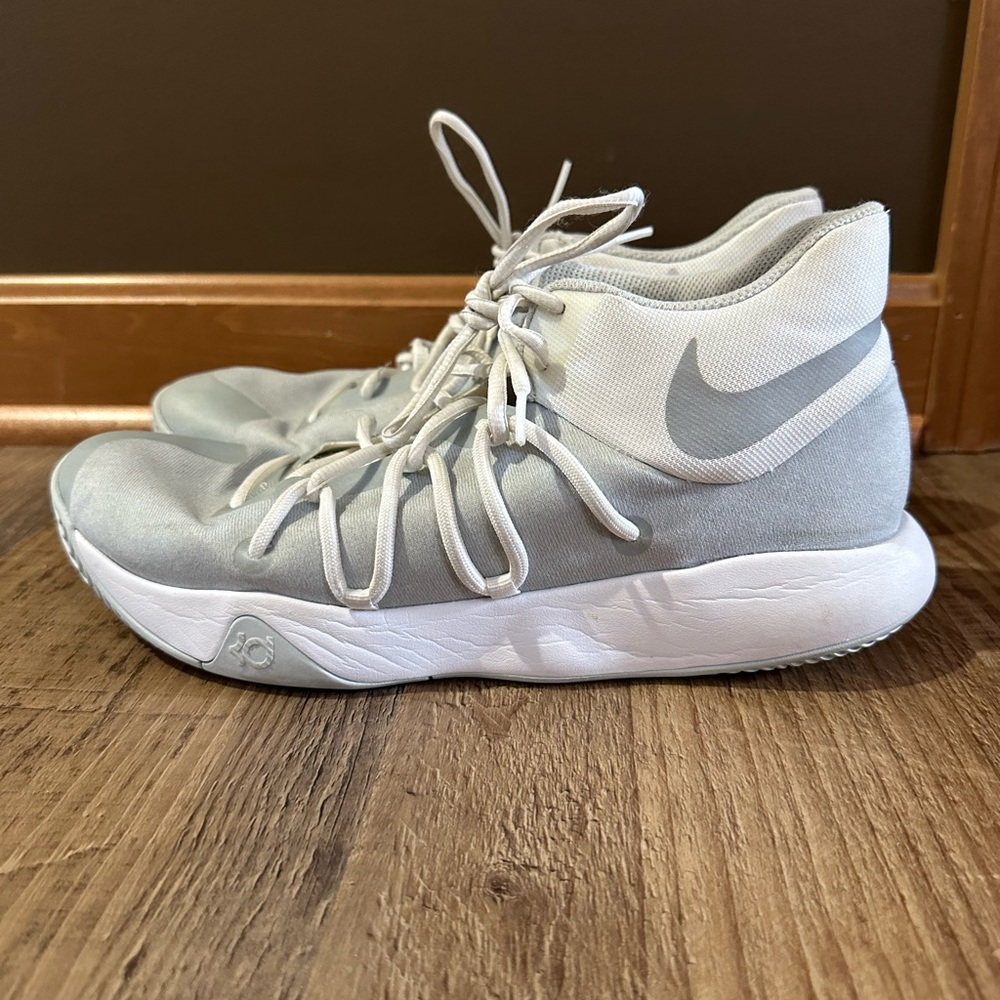 Nike Kevin Durant Women’s Basketball Shoes